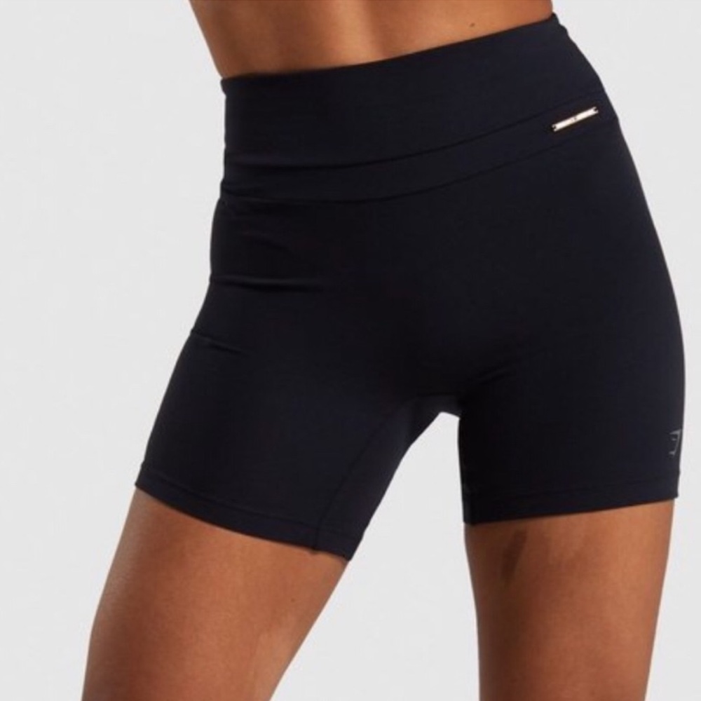 GYMSHARK X WHITNEY SIMMONS SHORTS